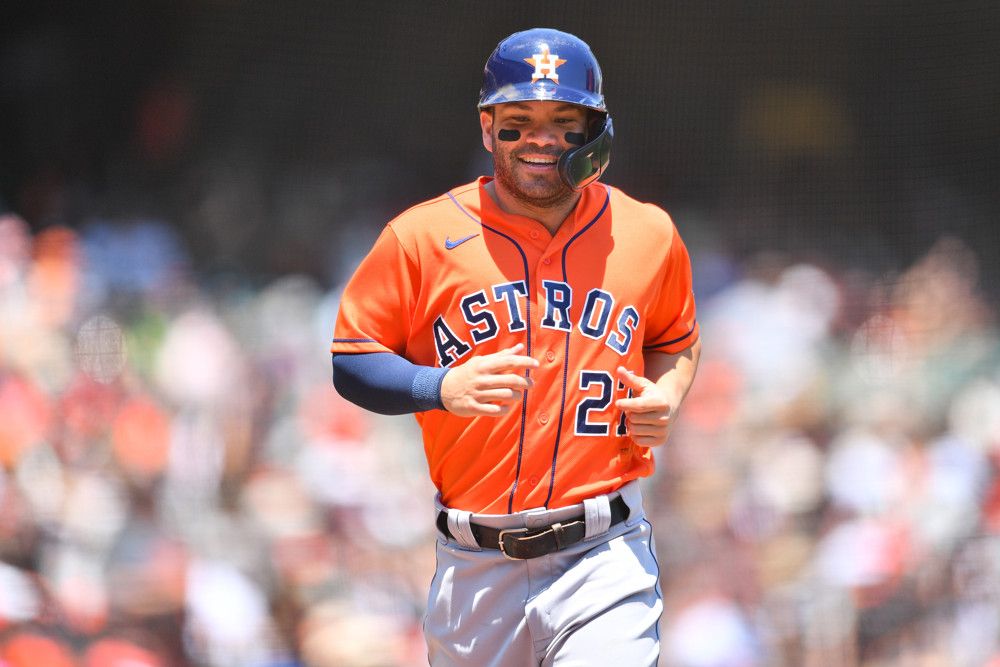 MLB Notebook: Astros Pull Even With Braves With Explosive 7- | Youbet.com